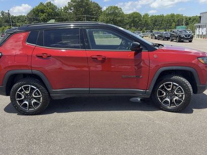 Used 2025 Jeep Compass Trailhawk