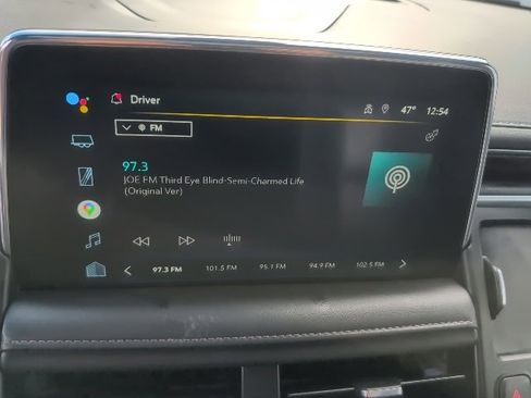 Used 2022 Chevrolet Tahoe LT w/ LT Signature Plus Package image 32