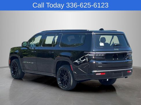 New 2026 Jeep Grand Wagoneer L Limited AWD/4WD image 4