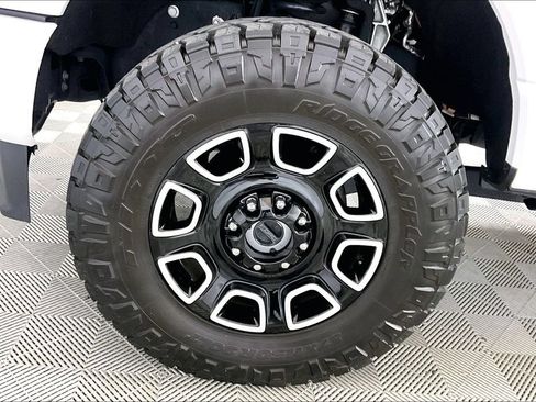 Certified 2025 Ford F250 Platinum AWD/4WD image 7