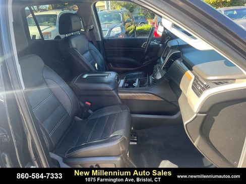 Used 2020 GMC Yukon Denali w/ Denali Ultimate Package image 27