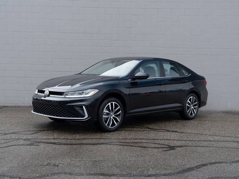 New 2026 Volkswagen Jetta SE image 1