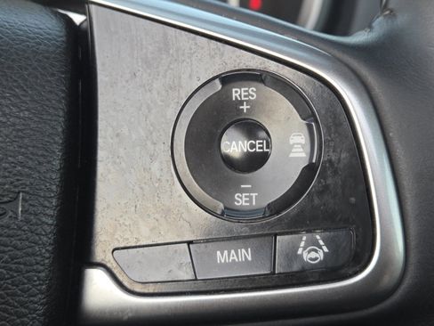 Used 2017 Honda CR-V Touring image 9