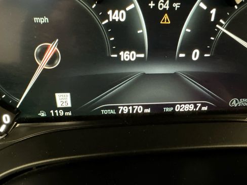 Used 2019 BMW 530i xDrive w/ Convenience Package image 18