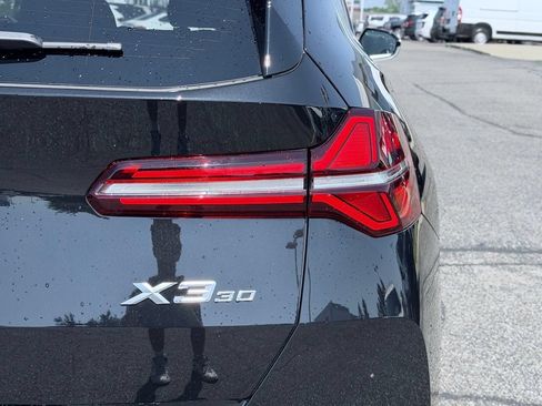 New 2026 BMW X3 xDrive30i w/ Premium Package AWD/4WD image 7