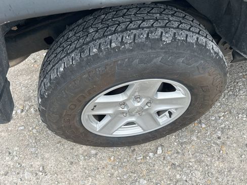 Used 2011 Jeep Wrangler Unlimited Sport image 11