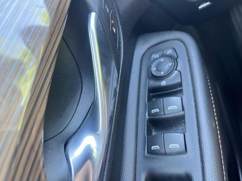 Used 2018 GMC Terrain SLE w/ Driver Convenience Package AWD/4WD image 21