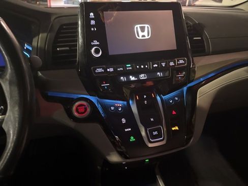 Used 2020 Honda Odyssey Elite image 6