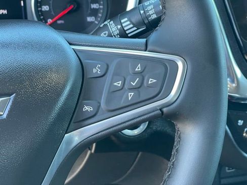 Used 2023 Chevrolet Equinox Premier AWD/4WD image 16