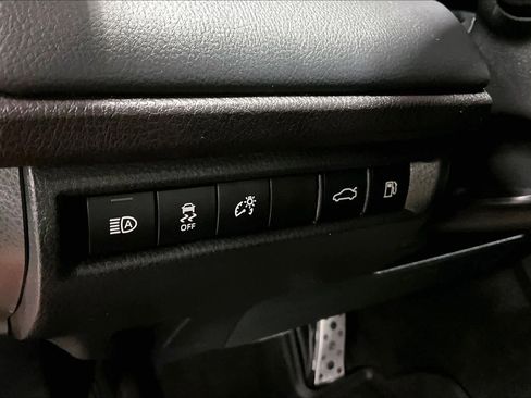 Used 2025 Toyota Camry XSE image 32