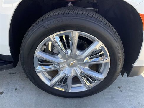 Used 2022 Chevrolet Tahoe High Country image 32