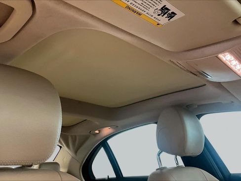 Used 2015 Mercedes-Benz C 300 4MATIC Sedan image 13