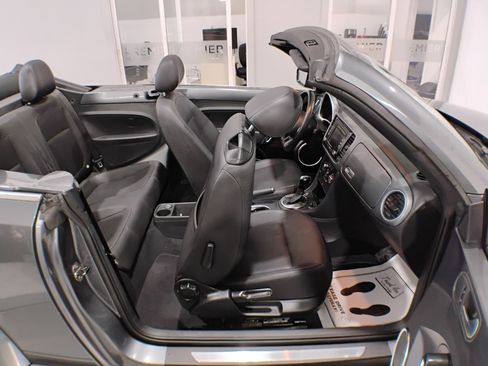 Used 2013 Volkswagen Beetle 2.5 image 77
