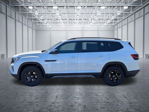New 2026 Volkswagen Atlas Peak Edition AWD/4WD image 2