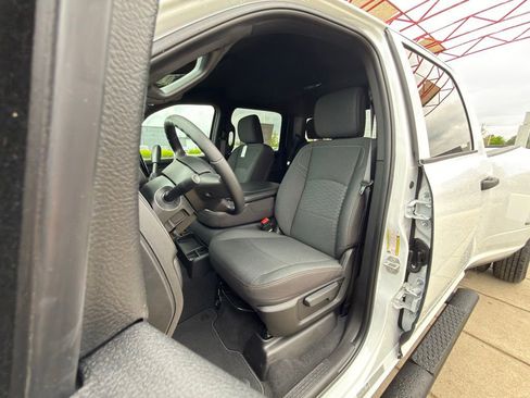 New 2026 RAM 3500 Tradesman AWD/4WD image 13