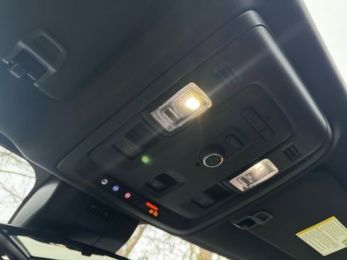 Used 2023 Chevrolet Tahoe RST image 18