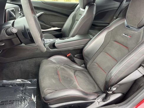 Used 2019 Chevrolet Camaro ZL1 image 15