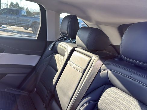 Used 2024 Lincoln Nautilus Reserve w/ Equipment Group 202A image 20