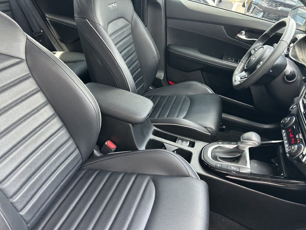Used 2023 Kia Forte GT-Line w/ GT-Line Premium Package FWD image 35