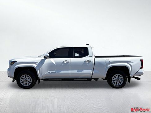 New 2026 Toyota Tacoma SR5 AWD/4WD image 3
