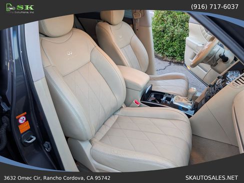 Used 2009 INFINITI FX35 AWD w/ Navigation Pkg image 26