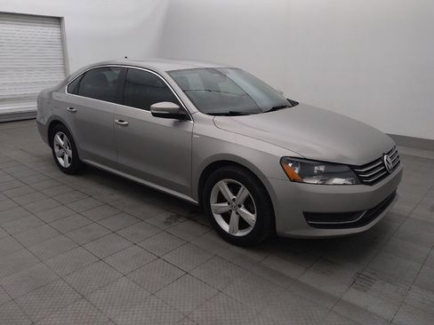 Used 2014 Volkswagen Passat 1.8T S FWD image 11