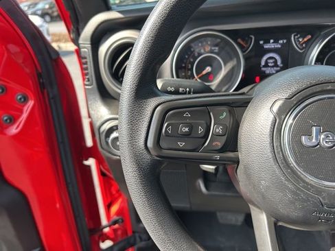 Used 2022 Jeep Wrangler Unlimited Sport image 18