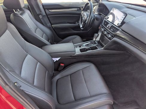 Used 2021 Honda Accord Sport image 12