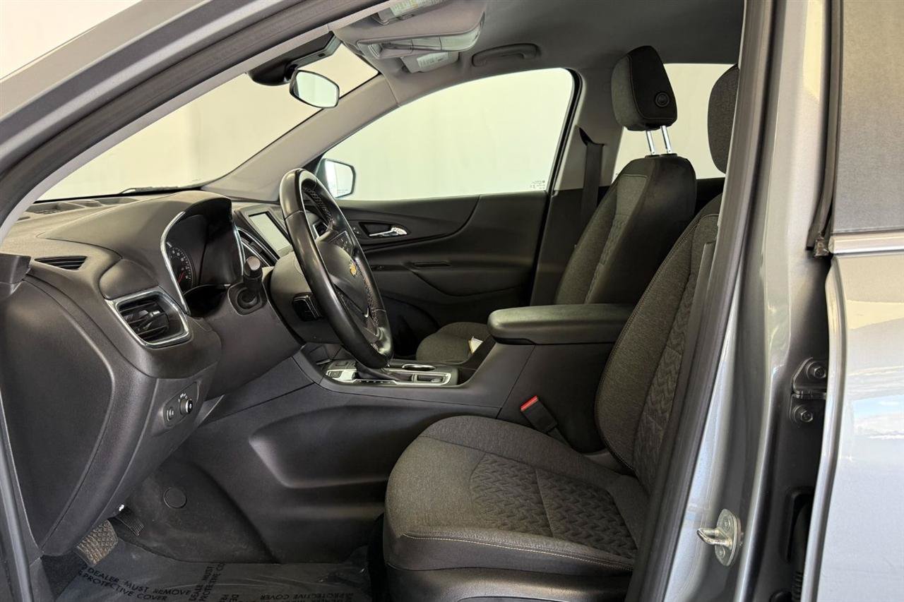 Used 2023 Chevrolet Equinox LT w/ Driver Convenience Package AWD/4WD image 8