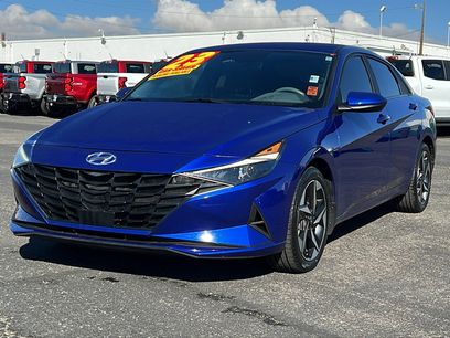 Used 2023 Hyundai Elantra SEL w/ Convenience Package