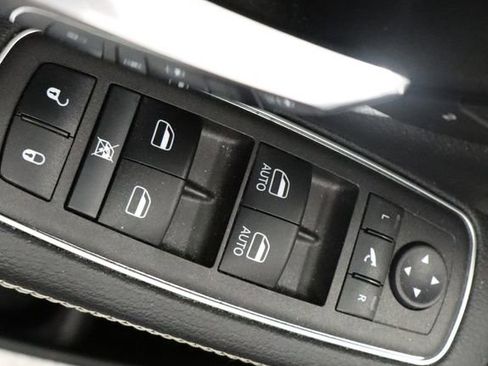 Certified 2023 RAM 1500 Laramie image 24