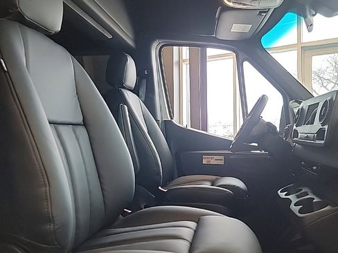 New 2024 Mercedes-Benz Sprinter 3500 image 7