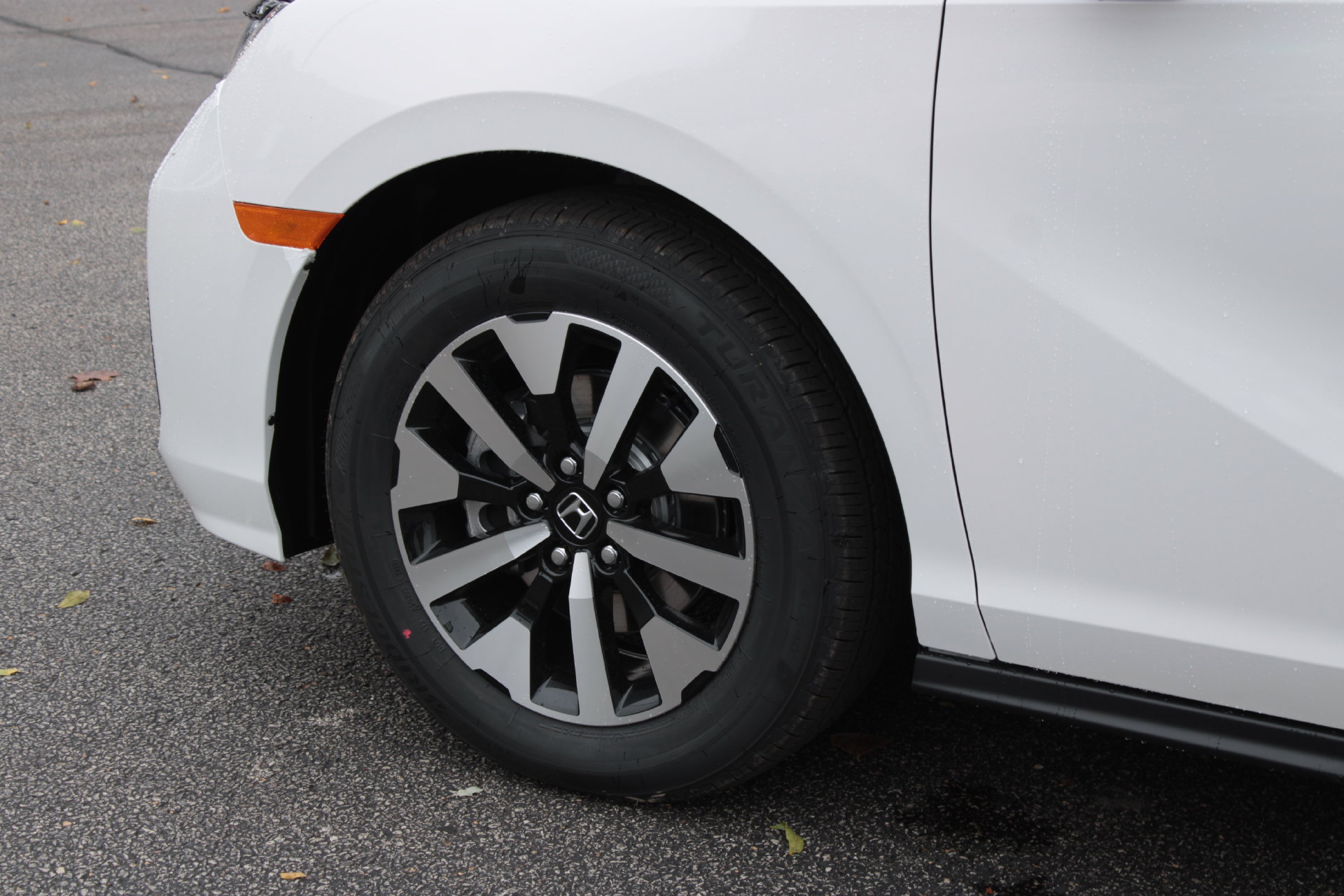 New 2027 Honda Odyssey EX-L image 11