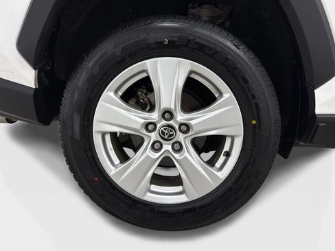 Used 2021 Toyota RAV4 XLE FWD image 48