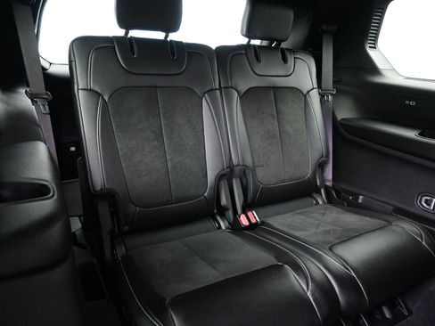 Used 2024 Jeep Grand Cherokee L Altitude image 17