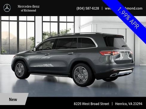 Used 2026 Mercedes-Benz GLS 450 4MATIC image 30