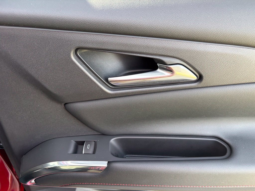 Used 2024 Chevrolet Traverse RS w/ LPO, Floor Liner Package AWD/4WD image 46
