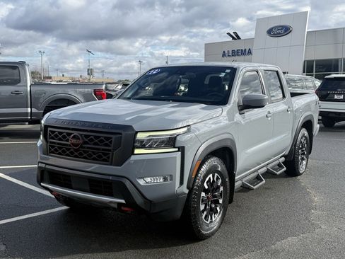 Used 2022 Nissan Frontier Pro-X w/ Technology Package image 8