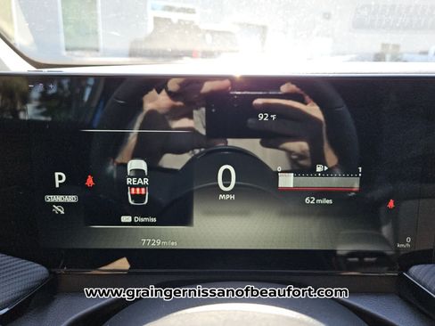 Used 2025 Nissan Kicks SR FWD image 14