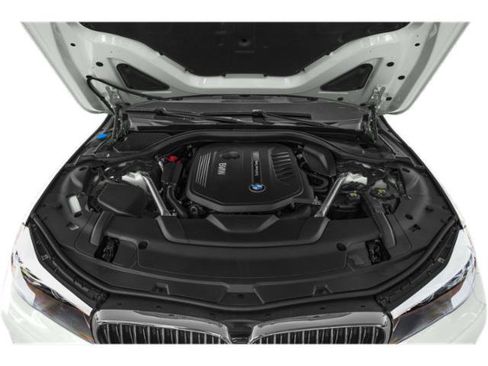 Used 2019 BMW 740i xDrive AWD/4WD image 15