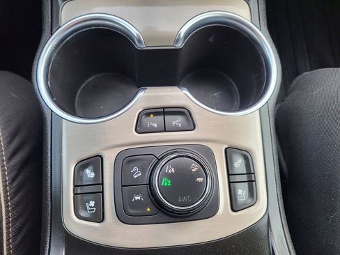 Used 2019 GMC Terrain Denali w/ Advanced Safety Package AWD/4WD image 20