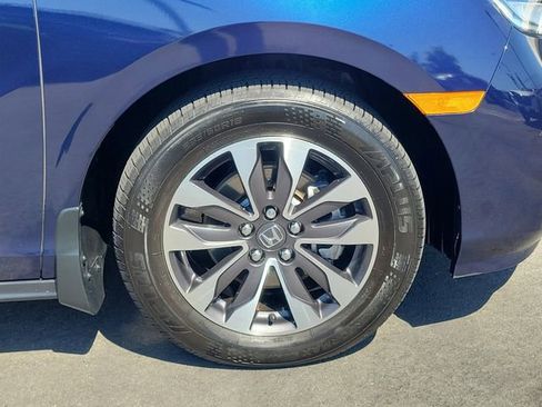 Certified 2024 Honda Odyssey EX-L image 5
