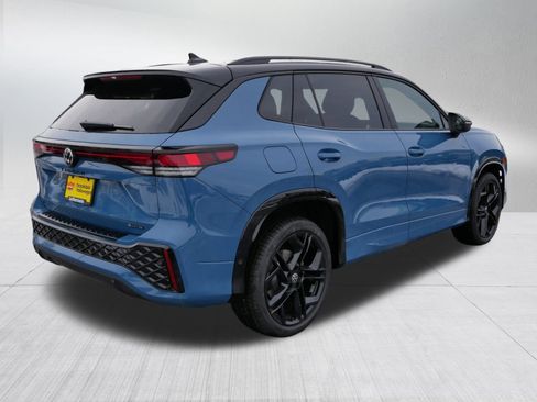 New 2026 Volkswagen Tiguan SE R-Line AWD/4WD image 3