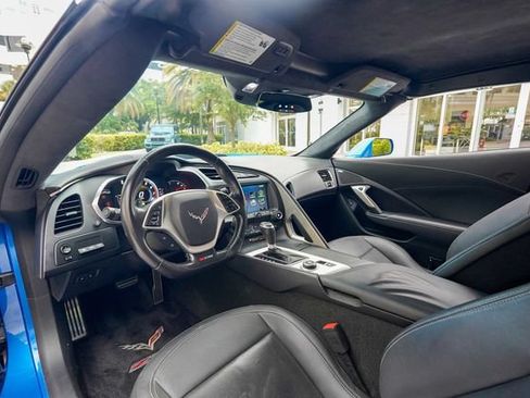 Used 2016 Chevrolet Corvette Z06 w/ 3LZ Preferred Equipment Group RWD image 3