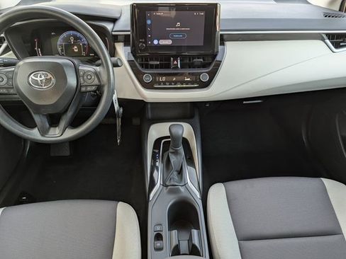 Used 2026 Toyota Corolla LE FWD image 10