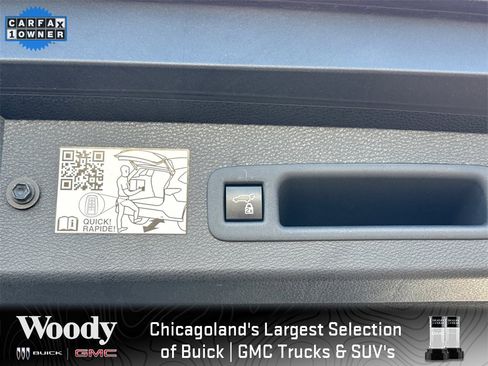 Used 2023 Toyota Sienna Platinum image 32