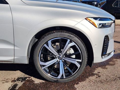 Used 2023 Volvo XC60 B6 Ultimate w/ Climate Package image 32