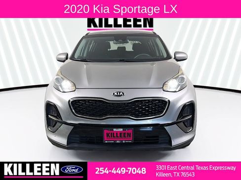 Used 2020 Kia Sportage LX FWD image 2