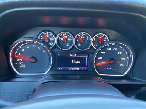 Used 2020 Chevrolet Silverado 1500 LT Trail Boss w/ Bed Protection Package image 22