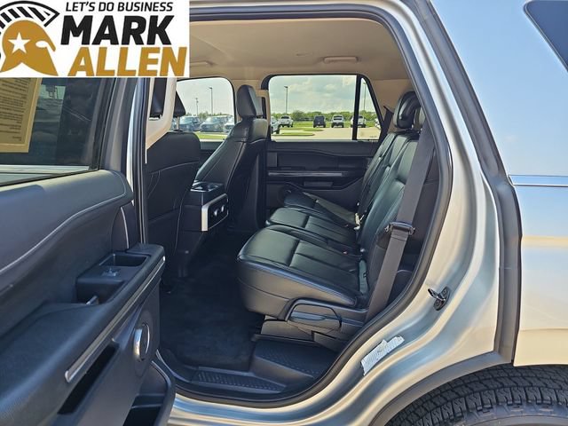 Used 2024 Ford Expedition XLT AWD/4WD image 24